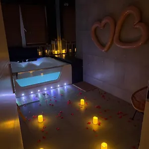 Z Prywatnym Jacuzzi - Bezplatny Parking - Ogrod , Poznań Polska